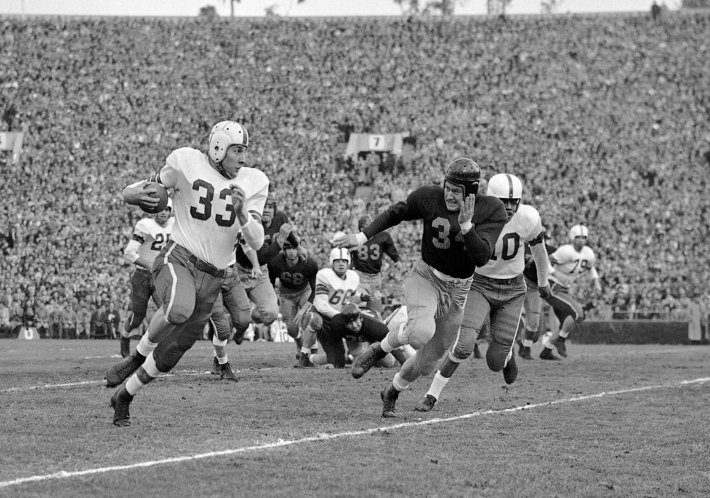 Fred 'Curly' Morrison, a two-time NFL champ and MVP of the 1950 Rose Bowl, dies at 94