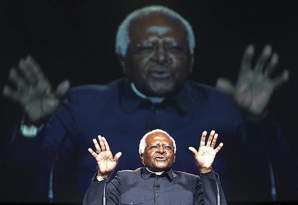 Desmond Tutu, cleric who campaigned against apartheid in South Africa, dies at 90