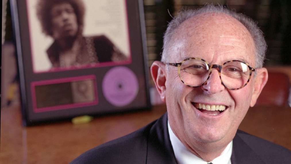 Mo Ostin, executive who transformed Warner Bros. into revered record label, dies at 95