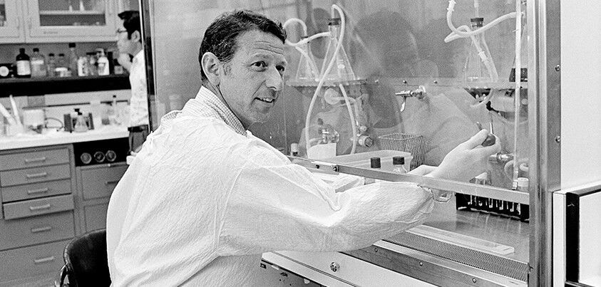Paul Berg, scientific firebrand who pioneered genetic engineering, dies