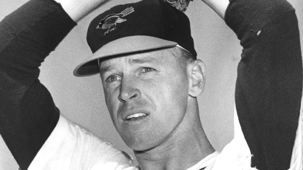 Dick Hall, an Orioles Hall of Fame reliever with impeccable control who helped Baltimore win two World Series, dies at 92