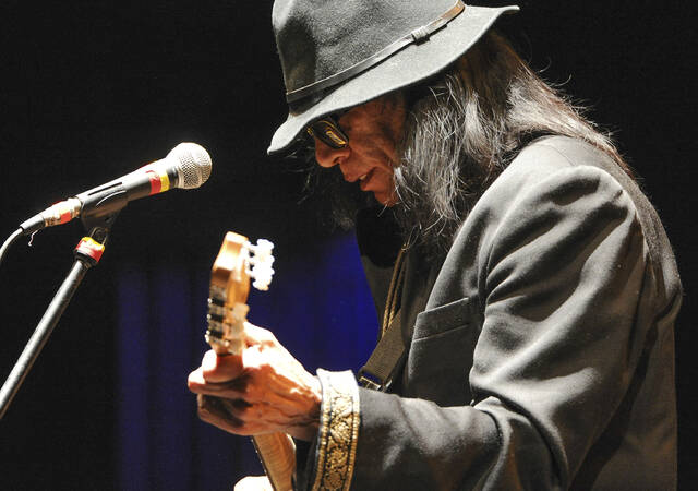 Singer and songwriter Sixto Rodriguez, subject of ‘Searching for Sugar Man’ documentary, dies at 81