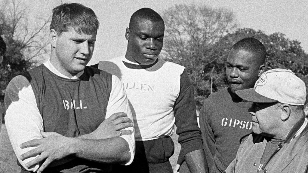 Sam Ball, first-round pick and offensive tackle on Baltimore Colts’ two Super Bowl teams, dies