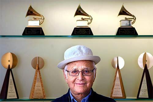 Norman Lear, who revolutionized prime-time TV with ‘All in the Family,’ dies
