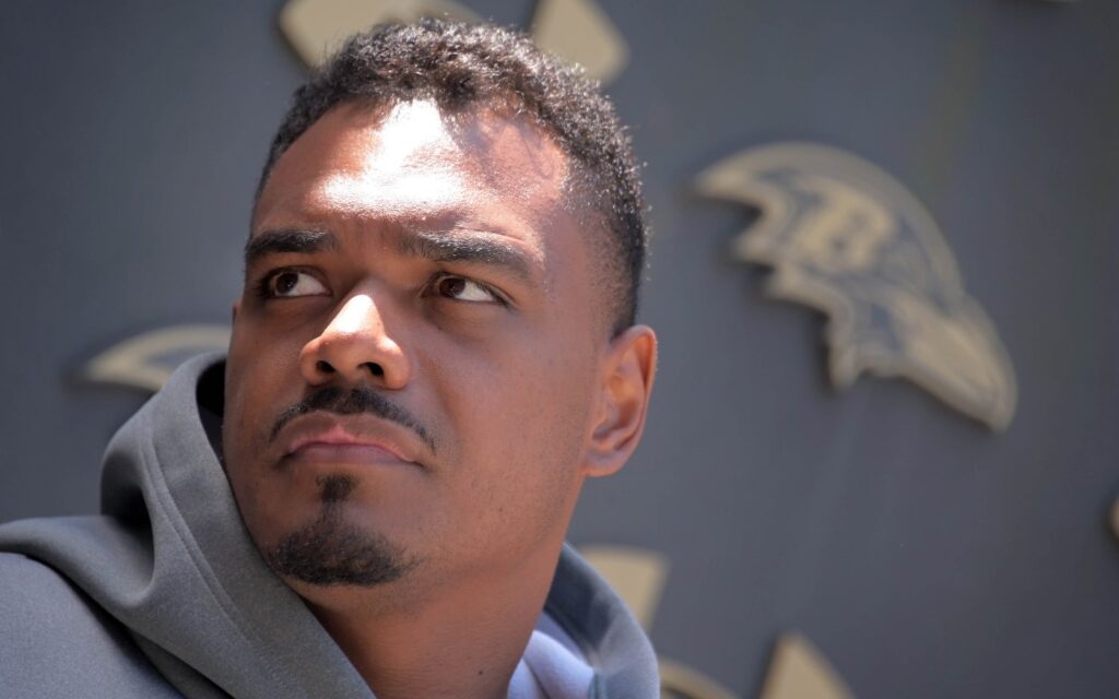 Ravens LT Ronnie Stanley wishes he didn’t have to ‘fight through’ another injury but sees ‘opportunity to evolve’