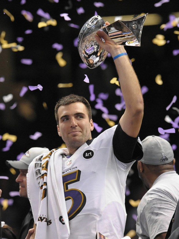New Orleans-LA-2/3/13-sp-p7977-super-bowl-sweeney--Joe Flacco holds aloft the Lombardi Trophy. The Baltimore Ravens defeated the San Francisco 49ers' 34-31 in the Super Bowl XLVII at the Mercedes Benz Super Bowl. Gene Sweeney Jr. Baltimore Sun# 7977 ORG XMIT: BAL1302032314341490