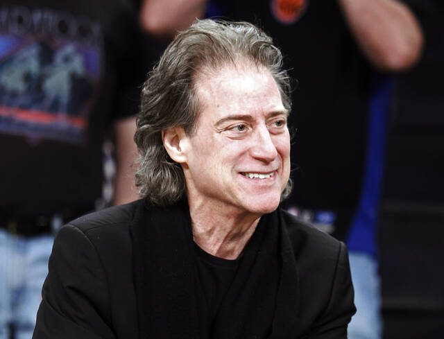 Humorously morose comedian Richard Lewis, who recently starred on ‘Curb Your Enthusiasm,’ dies at 76