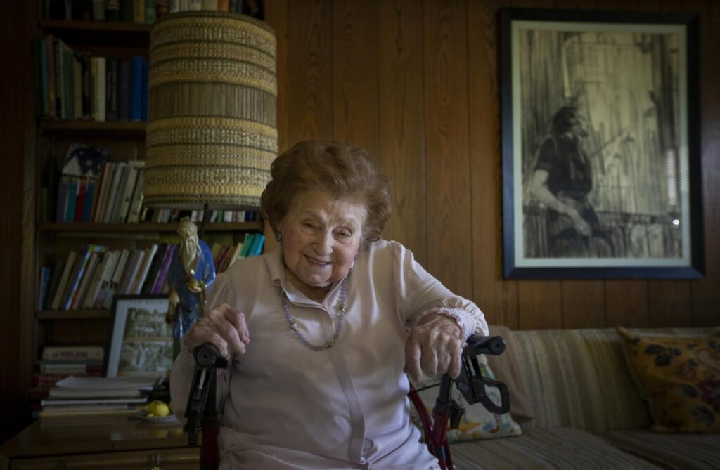 Pearl Berg, 9th oldest person in the world, dies in L.A. at 114