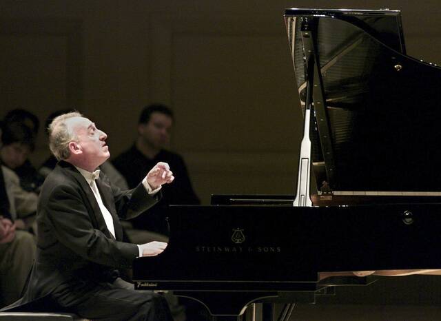 Acclaimed Italian pianist Maurizio Pollini dies at age 82