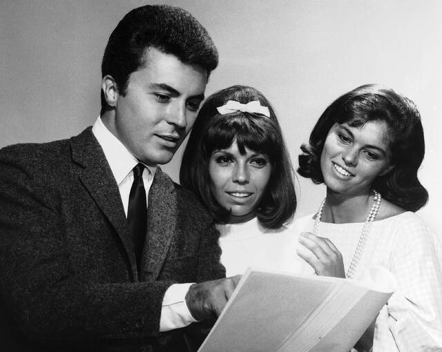 James Darren, ‘Gidget’ teen idol, singer and director, dies at 88