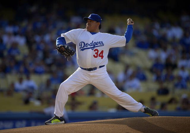 Fernando Valenzuela, Mexican-born pitcher whose feats for Dodgers fueled ‘Fernandomania,’ dies at 63