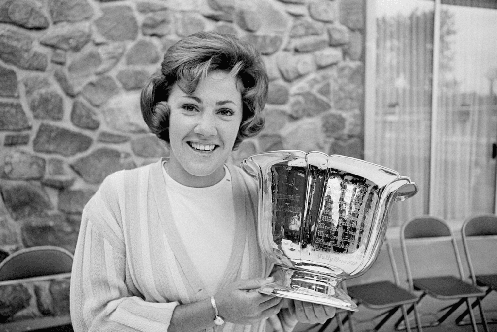 Susie Maxwell Berning, Hall of Fame LPGA Golfer, Dies at 83