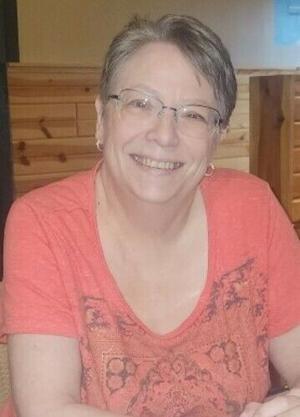 Cyndi (Etmund) Morales