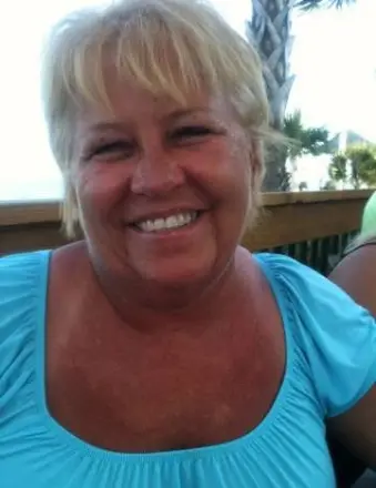 Shirley Uresti