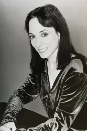 Marci Robins