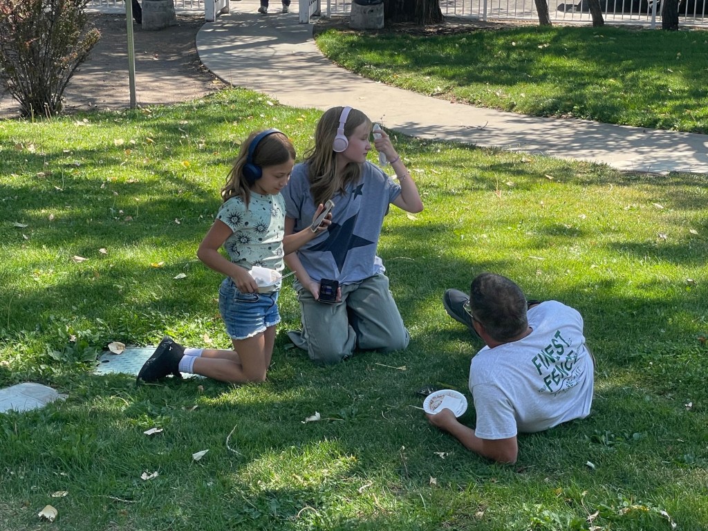 VIDEO: Ice cream and ragtime music delivers double scoop at Carson City’s Foreman-Roberts House Park