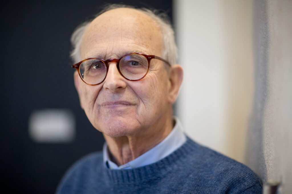 Professor Emeritus Rainer Weiss, influential physicist who forged new paths to understanding the universe, dies at 92