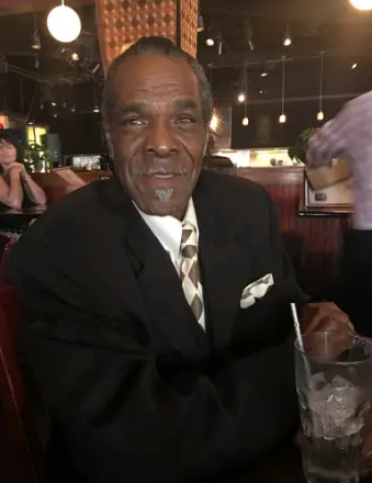 LOUIS MURRY, Jr.