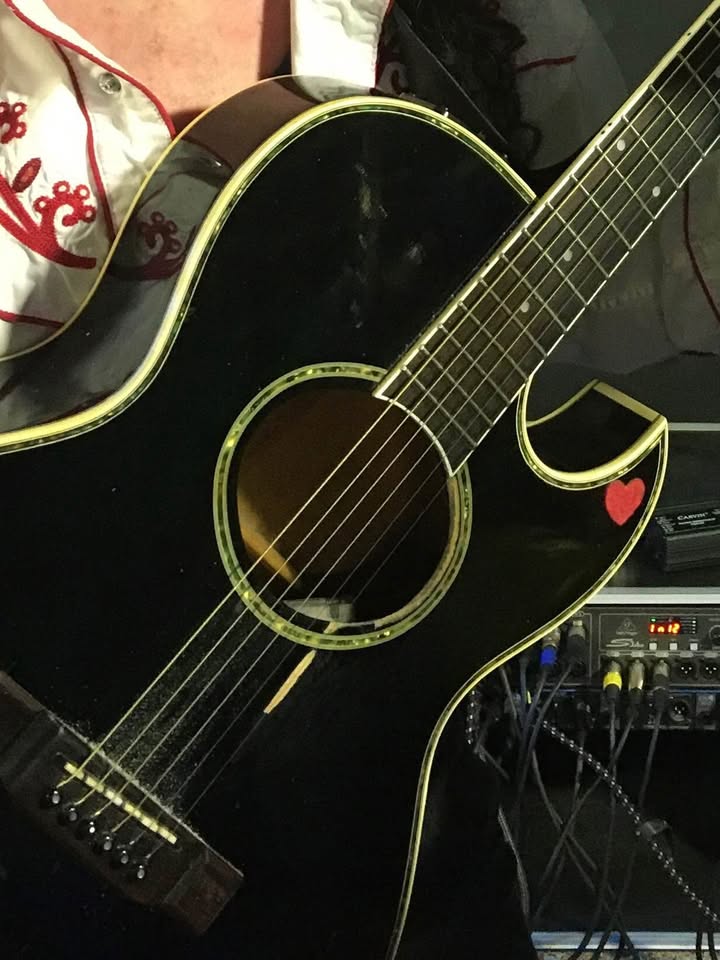 Be on the lookout: Local musician, KNVC host Canyon White had her guitar stolen