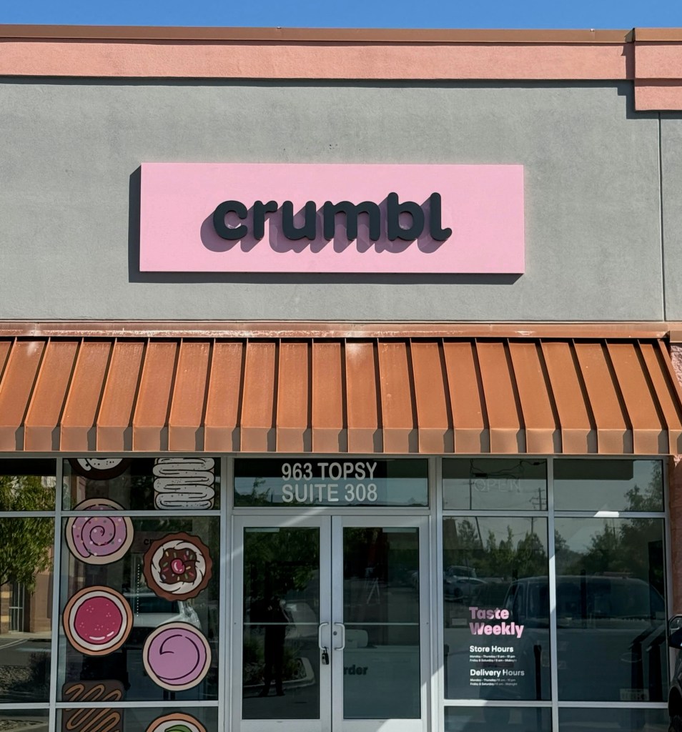 New Crumbl to sweeten Carson area with Sept. 12 grand opening