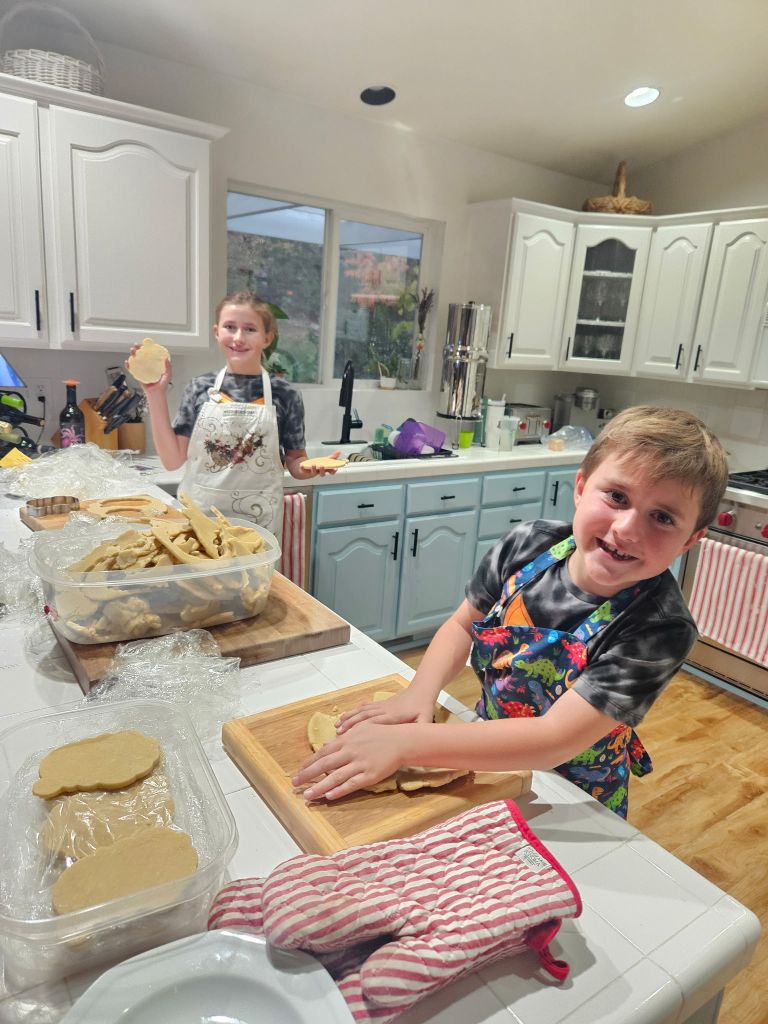 Carson City nonprofit Friends to All recognizes TJ’s Heavenly Sweets cookie donation for upcoming Santa visits